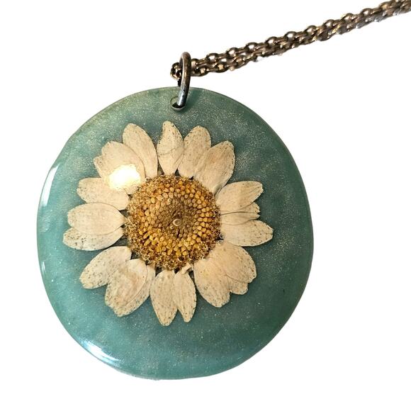Turquoise Pressed Daisy Pendant Necklace on Chain - Picture 2 of 5